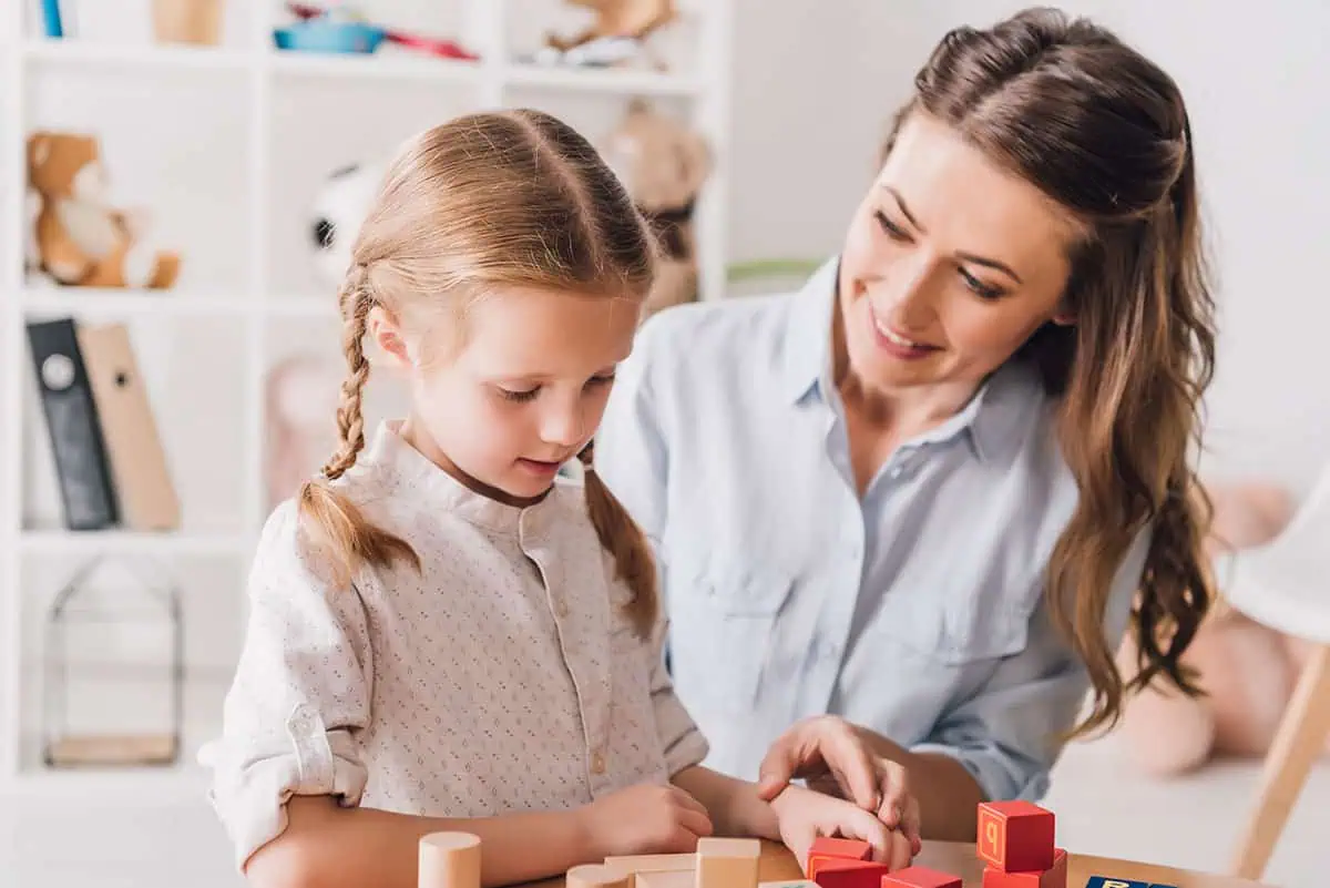 Teacher-with-Autistic-Child-5